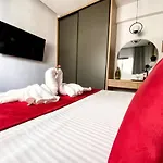Magdalena Suite 1,0